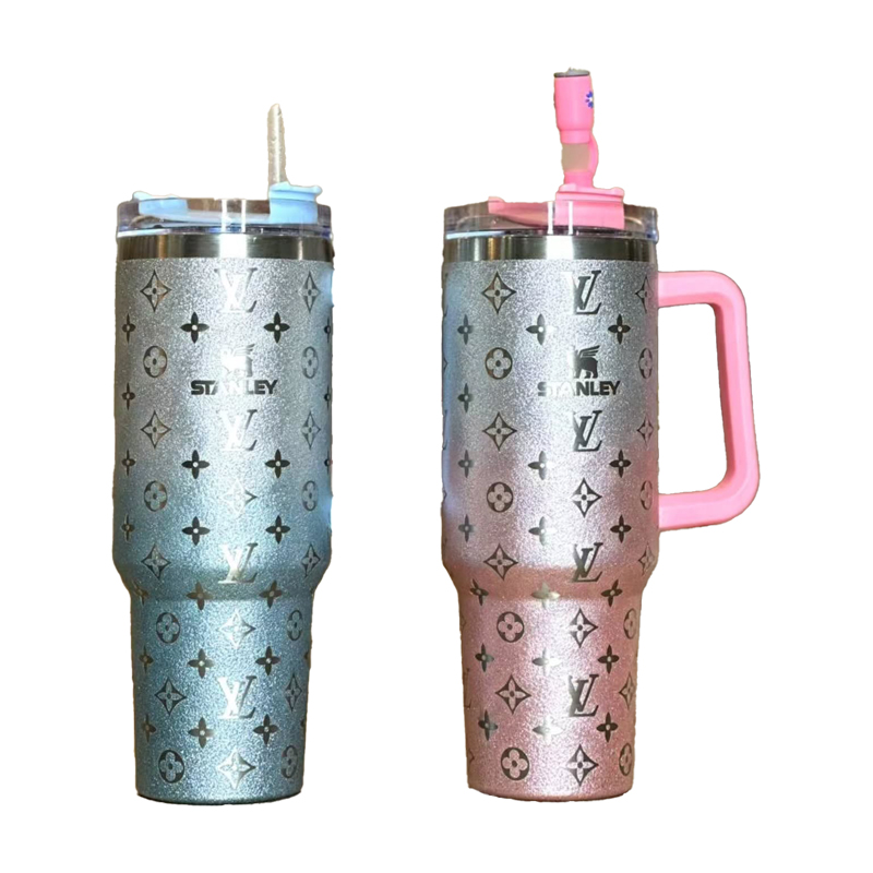 ماگ اورجینال استنلی مدل طرح لویی ویتون